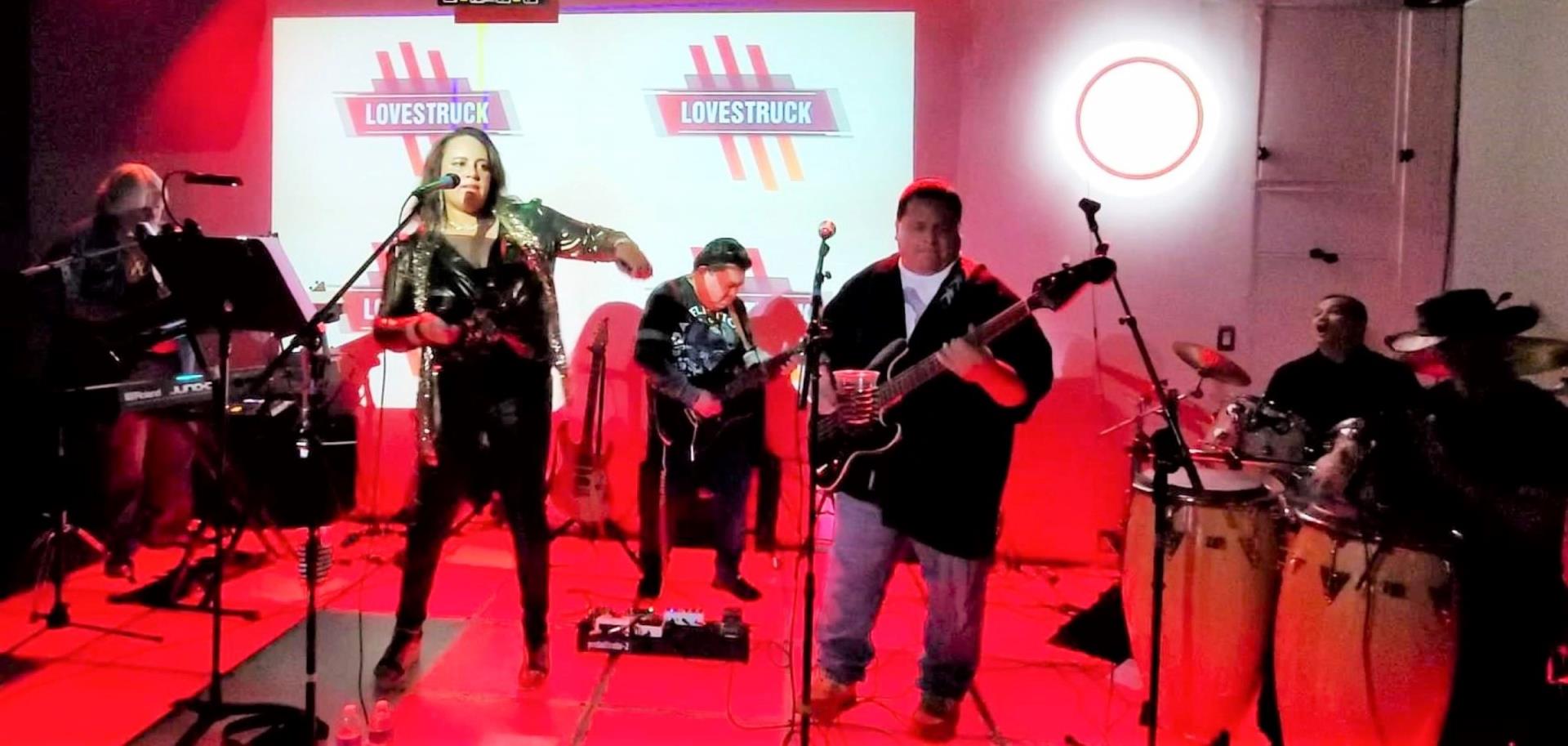 love struck band use